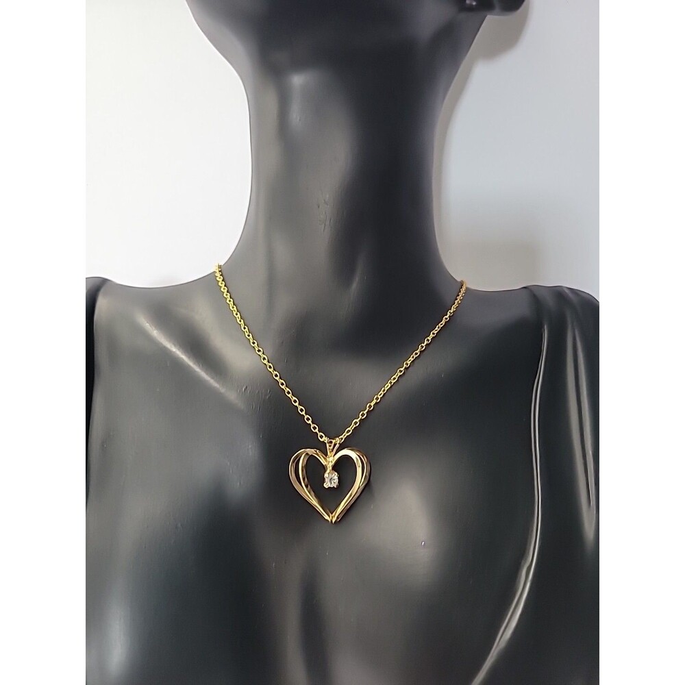 Vintage Gold Tone Open Heart Pendant Necklace Clear Rhinestone Dainty Romantic